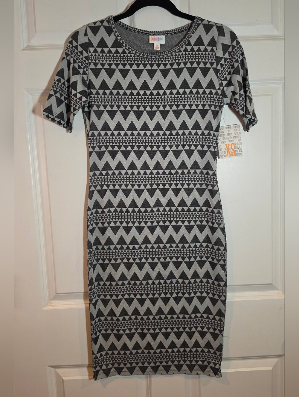 NWT Lularoe Julia Two Tone Gray Zig Zag Short Sleeve Dress XS